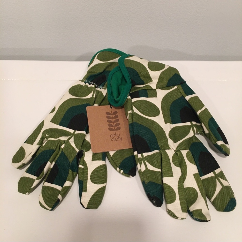 Orla Kiely Green and White Patterned Gloves